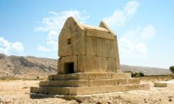 گوردختر؛ بنایی درخشان در بوشهر