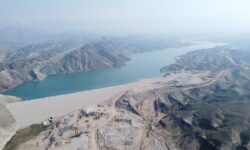 آب سد خائیز برای آبیاری نخیلات اهرم رهاسازی می‌شود