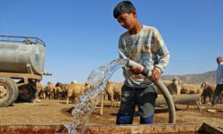 پس از ۸ سال کام مردم روستانشین شیرین شد