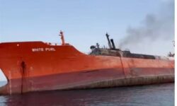 تداوم انفجار و آتشسوزی در کشتی حامل ال.پی.جی در خلیج فارس + تصاویر