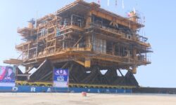 بارگیری سکوی میدان نفتی رشادت