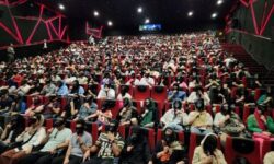 بلیط ۷۰۰ هزار تومانی برای بازی مافیا در سینما/ چراباید برای «بازی مافیا» به سینما برویم؟