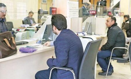 بانکها با پولهای خود چه کرده اند/ وام‌پاشی ۵۰۰۰ میلیاردی با سود صفر