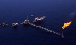 حیف و میل گاز‌های استحصالی سکوی نفت فروزان؛ دادگستری بوشهر ورود کرد