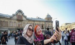 ارائه سیم‌کارت بدون فیلتر به گردشگران خارجی تصویب شد