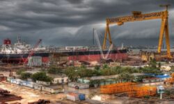 ساخت سکوهای نفتی و کشتی‌های اقیانوس پیما در قلب اقتصاد دریایی ایران