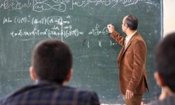 کمیسیون آموزش مجلس: ۲۴ هزار معلم بازنشسته به کلاس درس بازگشتند