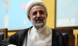 افزایش سن بازنشستگی غیرشرعی است/ شورای نگهبان آن را رد می‌کند