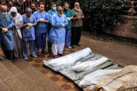 محاصره‌شدگان در غزه: آب و غذایمان تمام شده، منتظر مرگیم