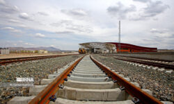 افزایش ۴۰ درصدی پیشرفت قطعات راه‌آهن بوشهر در دولت سیزدهم