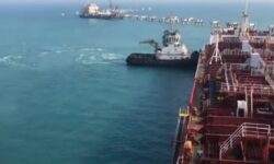 صادرات ۱۹ میلیون تُن محصولات پتروشیمی از گمرکات بوشهر