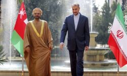 وزیر امور خارجه عمان حامل چه پیامی برای ایران بود؟