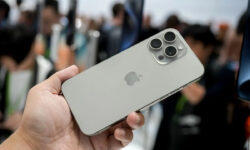 جنجال خرید آیفون قسطی با حقوق کارگری / ۲۵ میلیون پیش مابقی طلا!