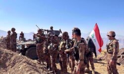 حمله داعش به مواضع ارتش و الحشد الشعبی عراق همزمان با تهاجم آمریکا