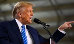 من ایران را ورشکسته کرده بودم اما بایدن قدرت تازه‌ای به آن بخشید!