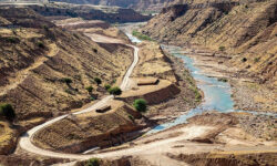 پاسخ دولت به مطالبه دیرینه مردم دشتستان/ عملیات اجرایی سد دهرود آغاز شد