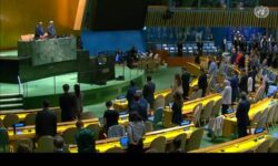 یک دقیقه سکوت مجمع عمومی سازمان ملل به احترام رئیس جمهور شهید ایران
