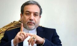 عراقچی: به شرط آنکه حقوق مردم لبنان در آتش بس رعایت شود و مورد تأیید جبهه مقاومت باشد، از آتش بس حمایت خواهیم کرد / آتش بس باید به طور همزمان در لبنان و غزه باشد