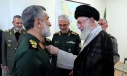 ‌ٰ‌سردار حاجی‌زاده به خاطر عملیات وعده صادق ۲ نشان فتح گرفت + عکس و جزئیات