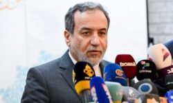 عراقچی: ما موشک‌های بالستیک به روسیه ندادیم