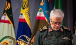 اظهارات مهم سرلشکر باقری درباره نحوه پاسخ به تجاوز اسرائیل و طراحی دکترین دفاعی کشور