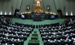 طرح تحقیق و تفحص از پتروشیمی‌ها در مجلس کلید خورد