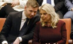 اقدام ناگهانی پسر نتانیاهو برای کشتن پدرش | حمله شدید در حضور مادر