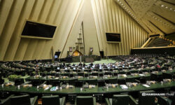 ترامپ به ایران نامه ای ارسال کرد؟ | واکنش مجلس به یک خبر درباره سخنان قالیباف