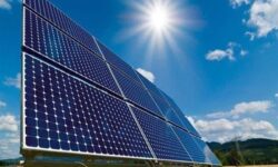 ادارات بوشهر مکلف به تأمین برق از نیروگاه‌ برق خورشیدی شدند‌