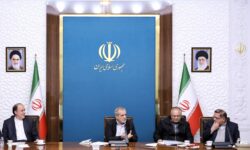 پزشکیان: استیضاح نکنید! ؛ تغییر آدمها مشکلی را حل نمیکند | ایران را نمیتوان تحریم کرد