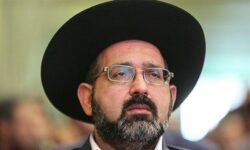 خاخام اعظم جامعه یهودیان: صهیونیسم نماینده یهودیت نیست