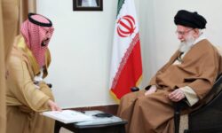 قدیم پیام پادشاه عربستان به رهبر انقلاب/ مقام معظم رهبری: اعتقاد ما این است که ارتباط میان ایران و عربستان برای هر دو طرف مفید خواهد بود