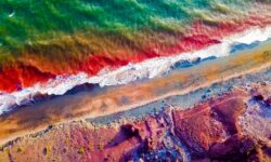 شوک گردشگران به جزیره هرمز؛ خاک به سرقت رفته یک میلیون سال دیگر بازسازی می‌شود