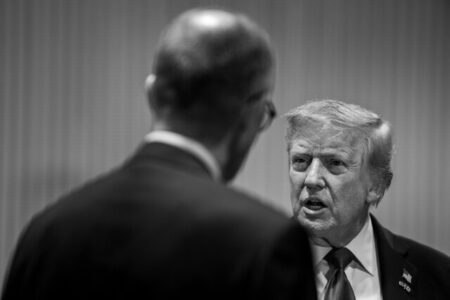 جزئیات عقب‌نشینی ترامپ از یک اقدام ضد ایرانی | چه کشوری او را تحت فشار گذاشت؟