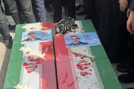 پیکر مطهر شهیدان حاجی‌زاده و باقری به خاک سپرده شد