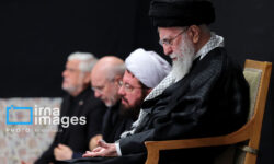 زلزله حضور رهبر انقلاب در مراسم شب عاشورا در رسانه های آمریکایی