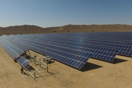 تولید ۷۰۰ مگاوات برق خورشیدی تا تابستان آینده
