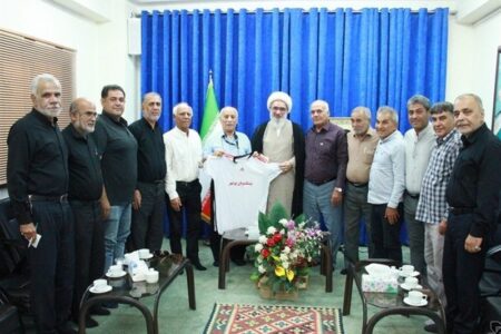 انتقاد امام‌جمعه بوشهر از بی‌توجهی به پیشکسوتان ورزشی