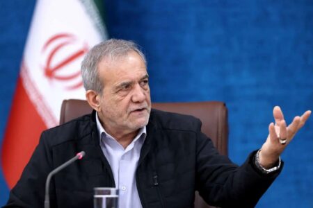 تصویب تاسیس شورای دفاع کشور/ ریاست این شورا بر عهده «رئیس‌جمهور» بوده و متشکل از سران قوا، فرماندهان نیرو‌های مسلح و برخی وزارت‌خانه‌های مرتبط است