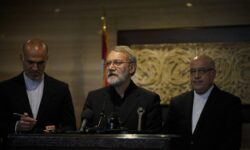 لاریجانی: مقاومت به قلب‌ها حکومت می‌کند و با صدور بخش‌نامه‌ از بین نمی‌رود