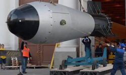 ۷۳ درصد مردم خواهان دستیابی ایران به بمب اتمی هستند