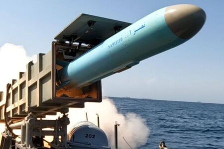 موشک‌های کروز نقطه‌زن آب‌های جنوب را به آتش می‌کشند | فردا؛ آغاز رزمایش مهم ارتش