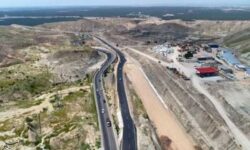 افتتاح ۲ هزار و ۴۳۲ میلیارد تومان پروژه در شهرستان دیر