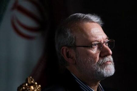 لاریجانی: آمریکا زمانی که از جنگ خسته شد، بیاید مذاکره کند
