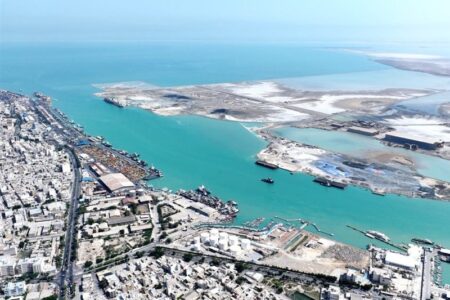 مراحل نهایی ایجاد منطقه آزاد بوشهر در حال تکمیل است