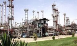 ساخت ۵ پتروپالایش بزرگ در منطقه پارس جنوبی/ صادرات میعانات گازی متوقف می‌شود
