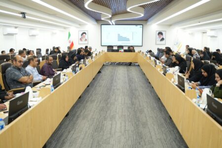 کارگاه تخصصی «روزنامه‌نگاری بحران و کاربرد هوش مصنوعی در خبرنگاری و تولید محتوا» در منطقه ویژه پارس جنوبی (عسلویه) برگزار شد