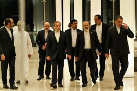 اکونومیست: آمریکا اوایل امسال پیشنهاد کرد غنی‌سازی تا ۳٫۶۷ درصد در خاک ایران، اما به مدیریت یک کنسرسیوم احتمالاً شامل واشنگتن، انجام شود / دیپلمات‌های ایرانی همچنان از این پیشنهاد سخن می‌گویند