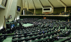 تشکیل یک کمیته پنج نفره با ۱۷ماموریت برای تغییر اوضاع + جزئیات | در جلسه غیرعلنی مجلس با وزرای دولت چه گذشت؟