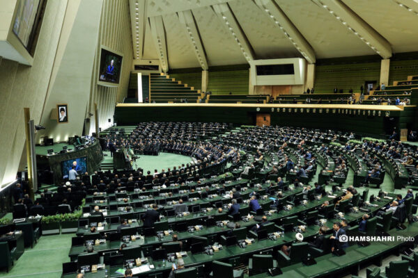 تشکیل یک کمیته پنج نفره با ۱۷ماموریت برای تغییر اوضاع + جزئیات | در جلسه غیرعلنی مجلس با وزرای دولت چه گذشت؟